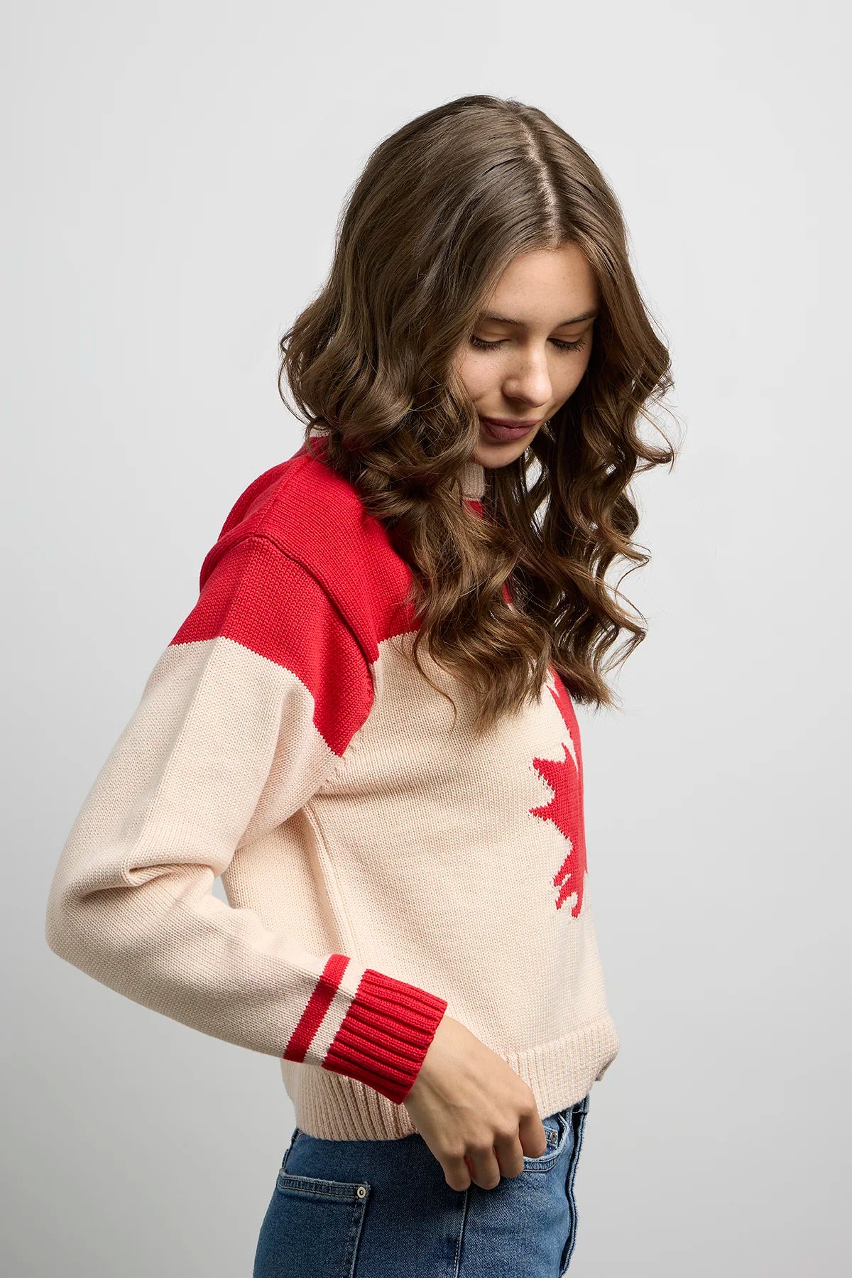 Canadian Shorty Sweater