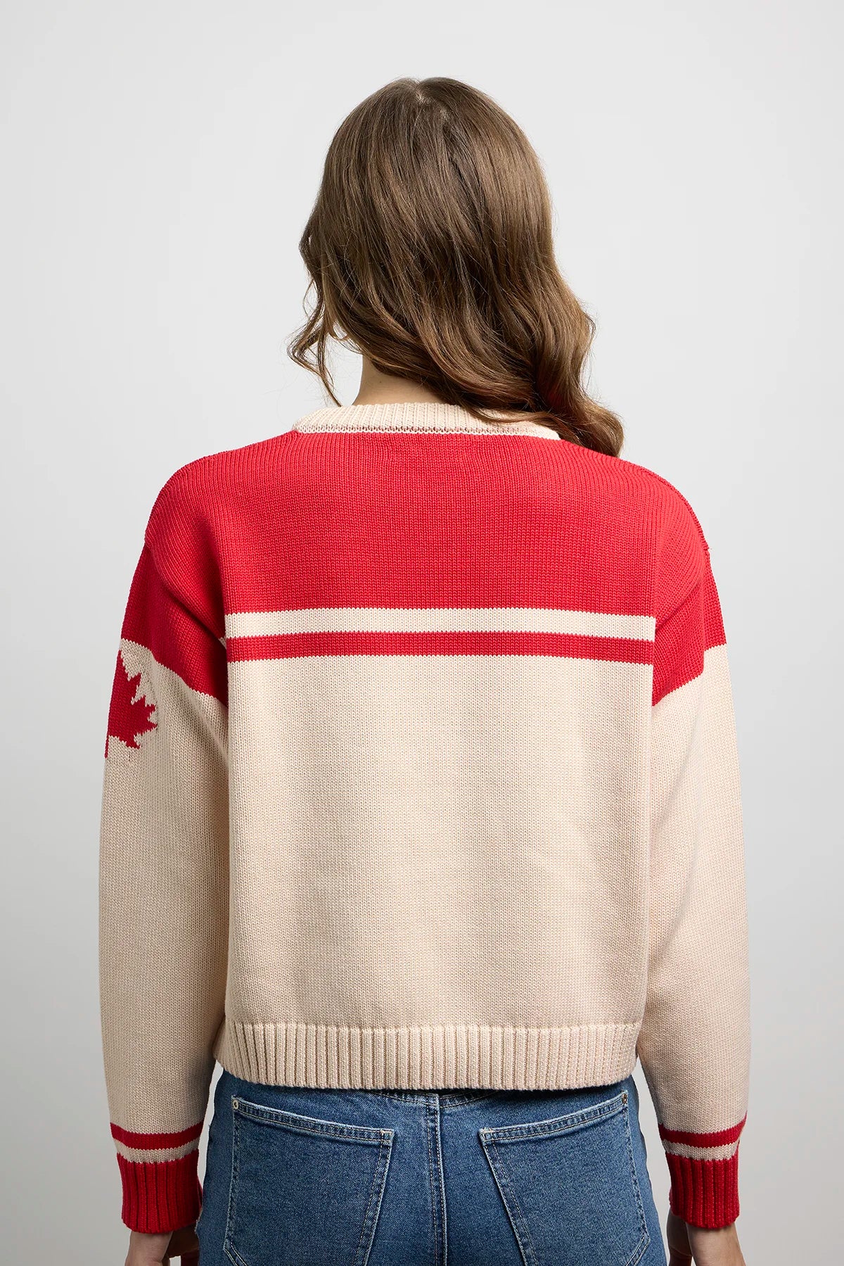 Canadian Shorty Sweater