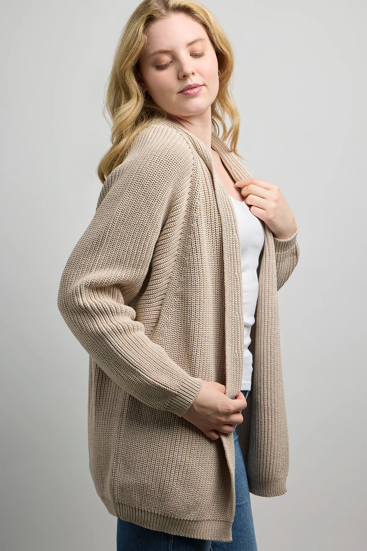Essence Cardigan